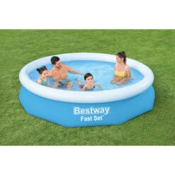 Piscine Autoportée Bestway Fast Set™ 3,05 X 0,66 M Avec Filtration -Magasin Piscines 57458 piscine hors sol bestway ronde fast set 305 66 ambiance 2