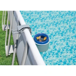 Skimmer De Surface Bestway Flowclear Pour Piscine Autoportée Ou Tubulaire -Magasin Piscines 58233 raviday skimmer surface flowclear bestway 1