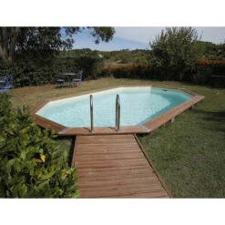 Piscine En Bois Octogonale Ubbink Océa 5,50 X 3,55 X 1,20 M - Liner Beige 10 Piscine En Bois Octogonale Ubbink Océa 5,50 X 3,55 X 1,20 M - Liner Beige -Magasin Piscines 7504594 piscine bois octogonale ubbink ocea 355 550 beige ambiance 2