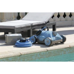 Robot Nettoyeur Fond De Piscine Ubbink Robotclean 2 -Magasin Piscines 7504638 robot nettoyeur fond piscine ubbink robotclean 2 ambiance 2