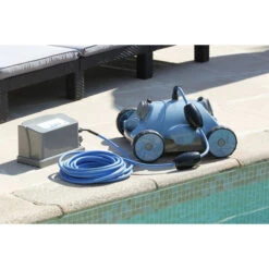 Robot Nettoyeur Fond De Piscine Ubbink Robotclean 2 -Magasin Piscines 7504638 robot nettoyeur fond piscine ubbink robotclean 2 ambiance 4
