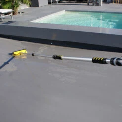 Balai Hydro Jet Xpro Pour Volet Et Couverture De Piscine Kerlis -Magasin Piscines balai hydro jet xpro volet couverture piscine kerlis 3