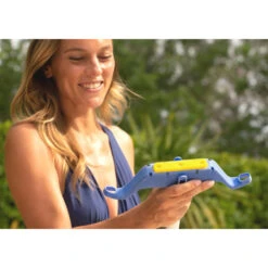 Épuisette Platypool Large Et Sans Effort -Magasin Piscines platy001 epuisette platypool poolfast montage